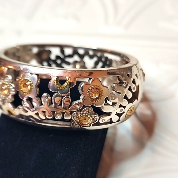 Brighton Francesca Floral Bracelet 😍 - Picture 3 of 4